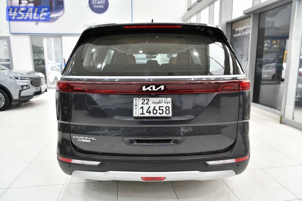 كيا كارنفال3