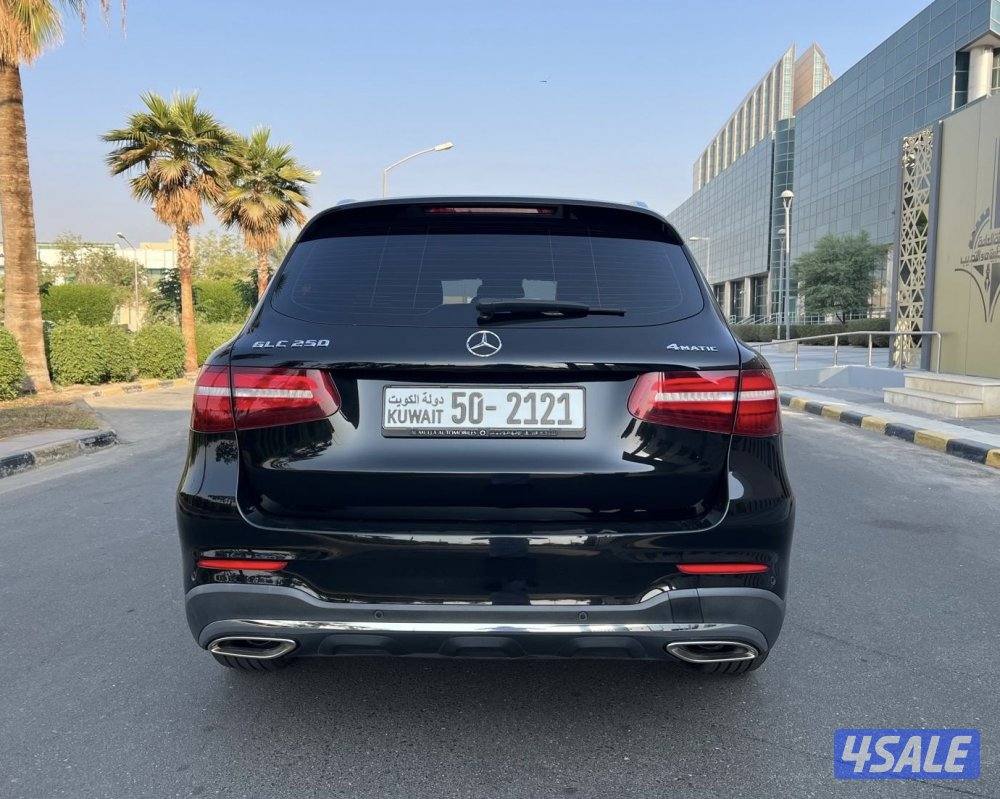 للبيع مرسيدس GLC 250 ( شـرط الـفـحـص ) عداد 85 فـقط5