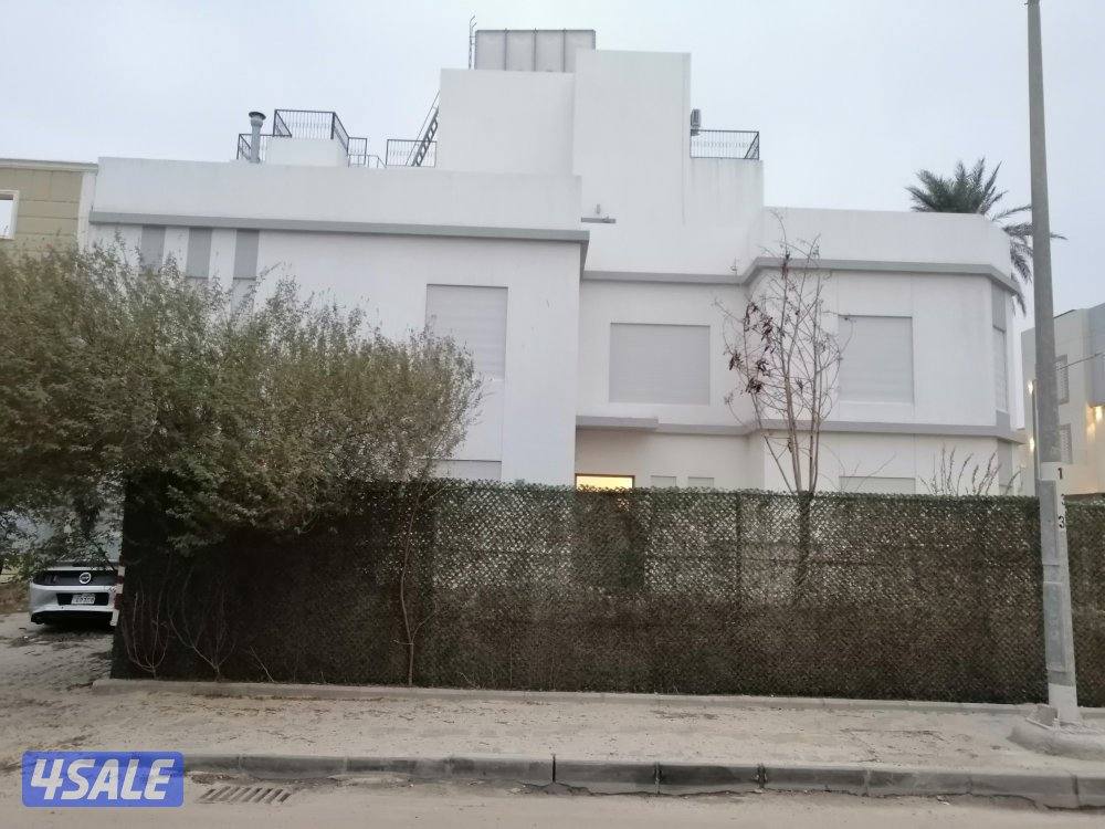 للايجار في بيان  فيلا للسكن الراقي موقع زاوية مميزه5