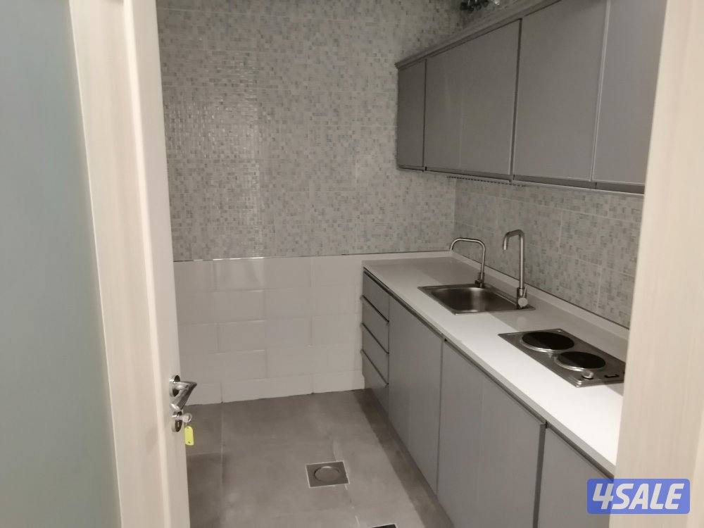 للايجار في بيان  فيلا للسكن الراقي موقع زاوية مميزه10