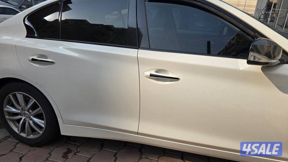 Q50 75K KM وقابل للزيادة بحالة ممتازة مالك ثاني1