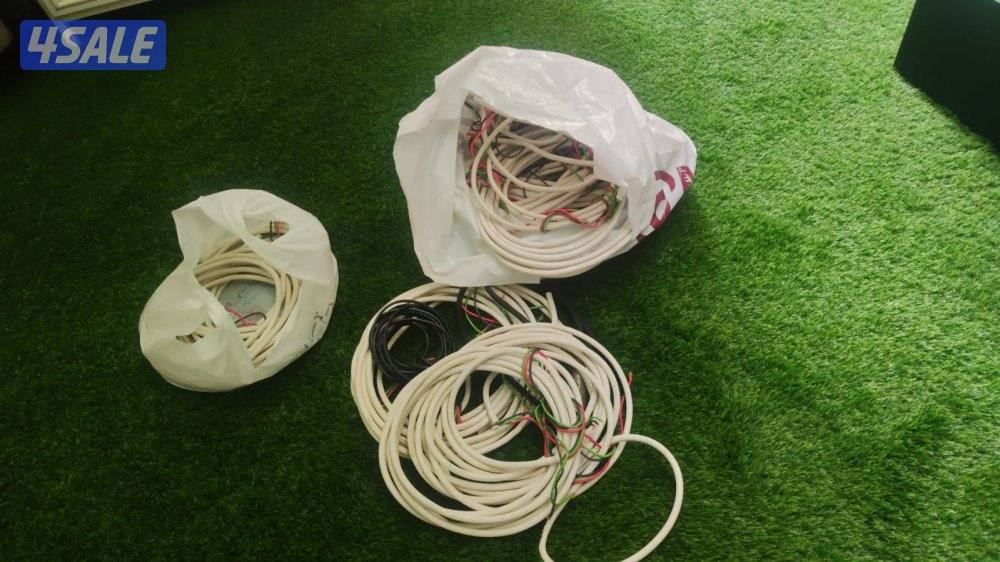للبيع مواد كهربائيه مستعمله. البيع للمجموعه كاملة وليس فردي2