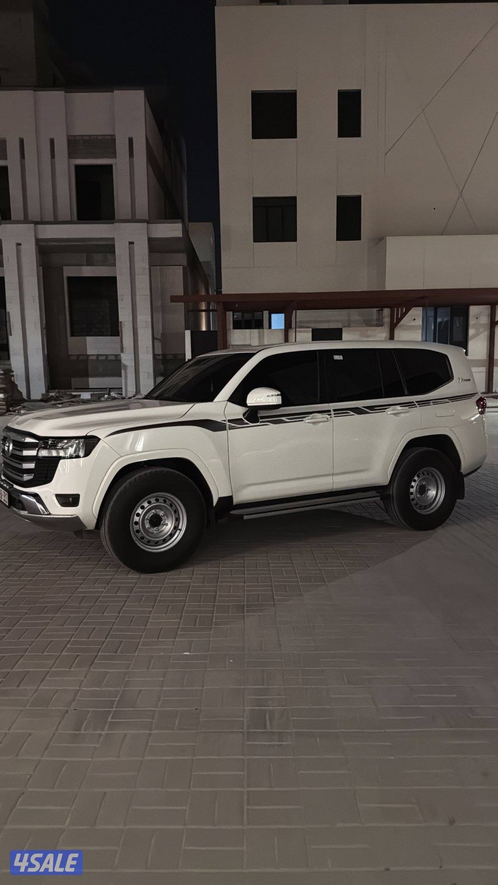 لاندكروزر 20220