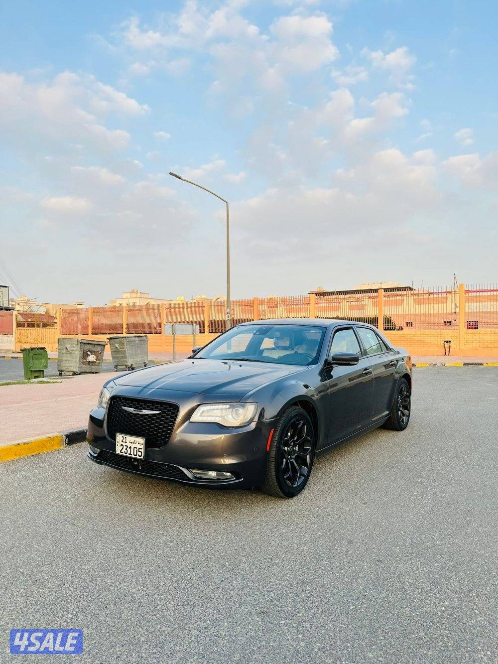 للبيع كرايزلر S300 (S) عداد 56 الف0