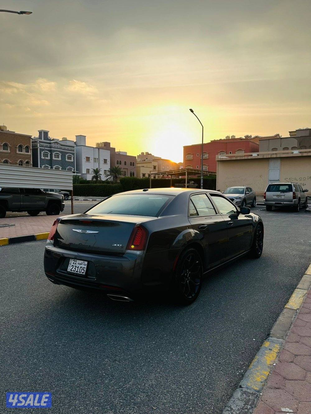 للبيع كرايزلر S300 (S) عداد 56 الف3