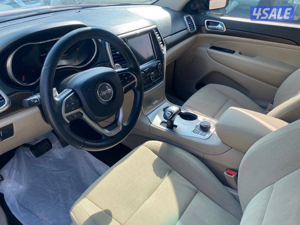 قراند شيروكي لاريدو 2014 صبغ الوكاله عداد270 الف وارد الوكاله 6 سلندر2