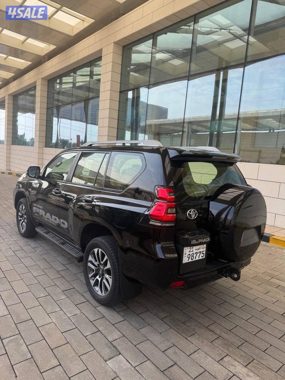 برادوTXL الساير. عداد (27) الف كم صبغ الوكاله.3