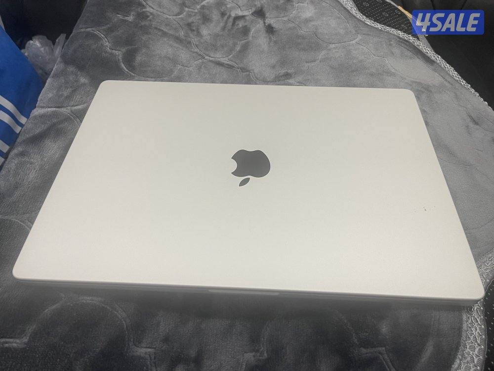 Apple MacBook Pro M1 for sale 512HD 16 GRAM 16 Inch Screen excellent C7