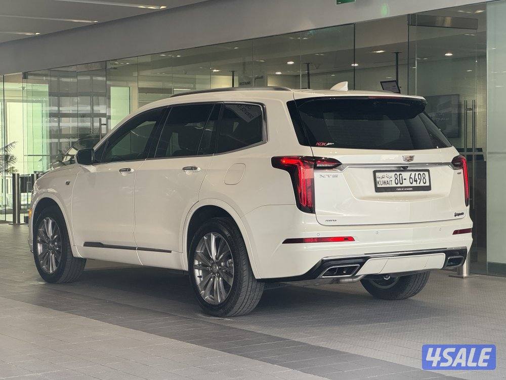 كاديلاك -XT6  م:2023  عداد:34 ألف تحت الكفاله سيرفس مجاني2