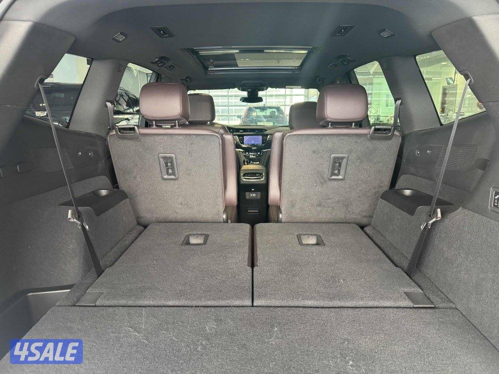 كاديلاك -XT6  م:2023  عداد:34 ألف تحت الكفاله سيرفس مجاني11