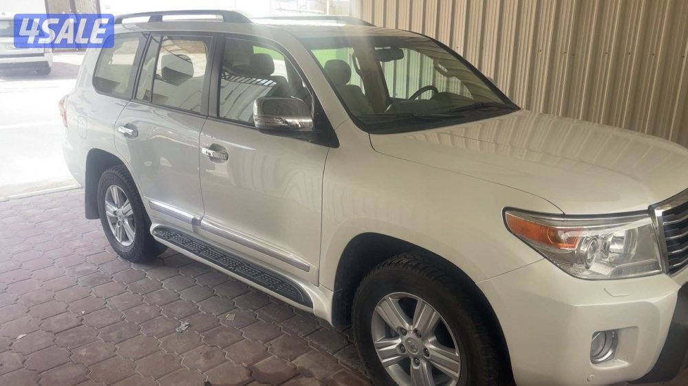 لاندكروزر GXR 8 سلندر4