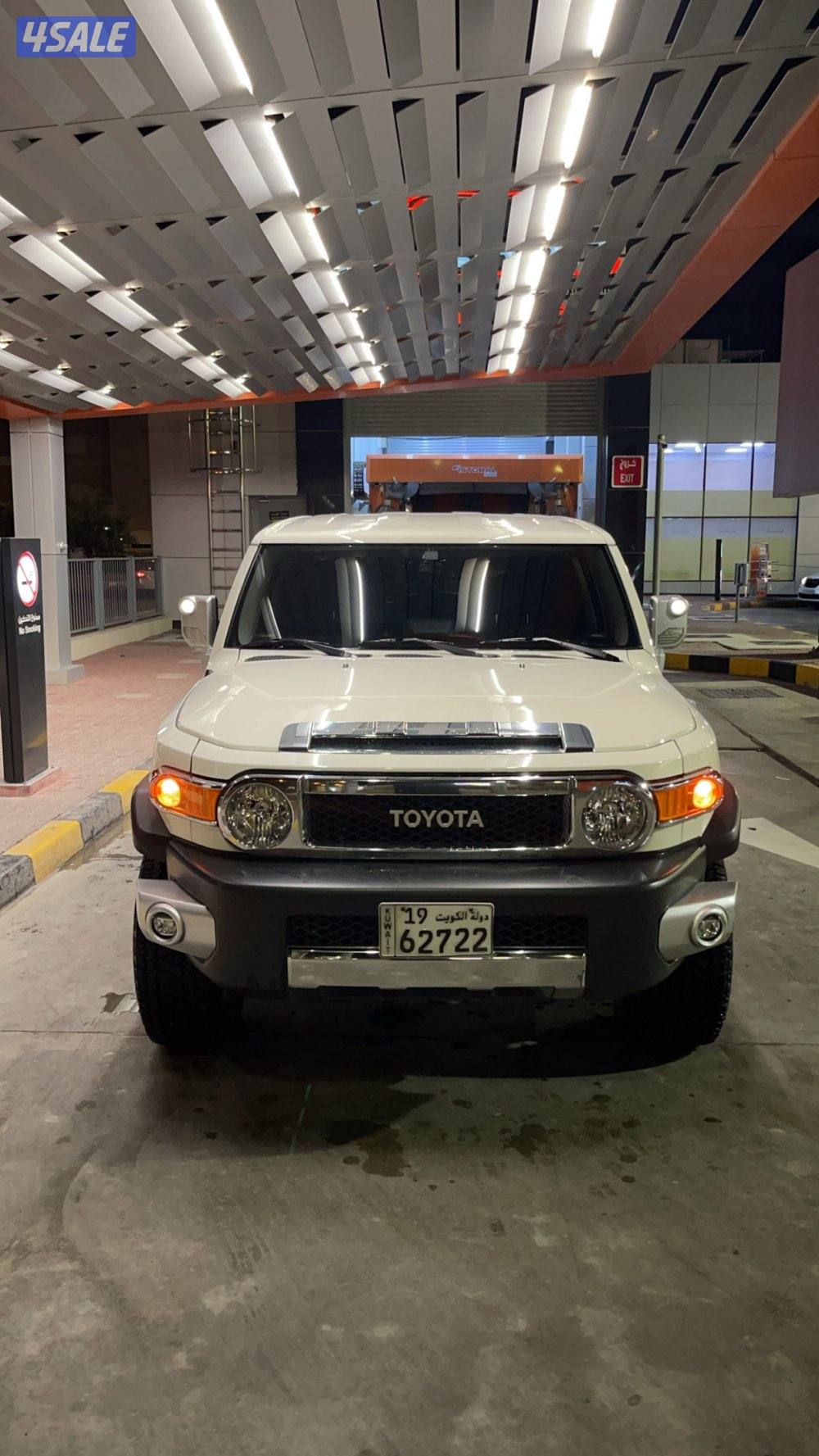 للبيع FJ موديل 2021 بحاله الوكاله عداد 105الف الدرجة الأولى5