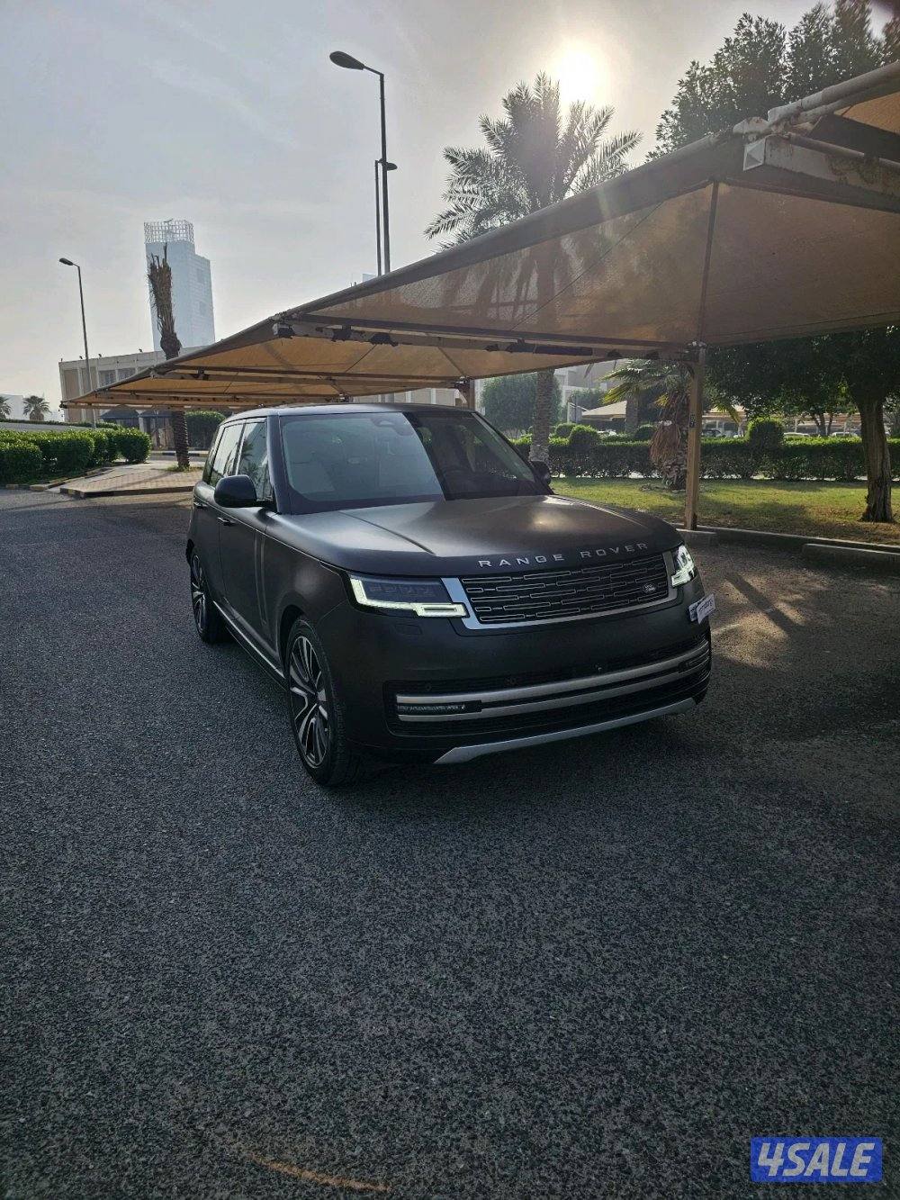 Range Rover0