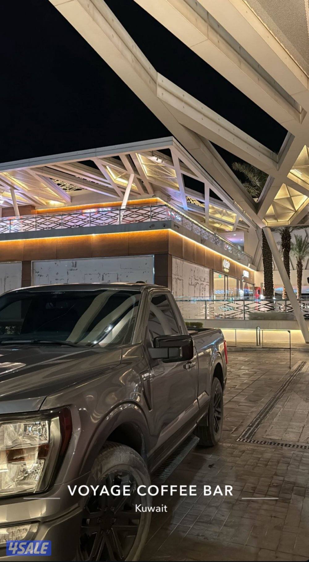 وانيت f-150 غماره اللون smok سلفر موديل ٢٠٢١ الفئه سبورت4