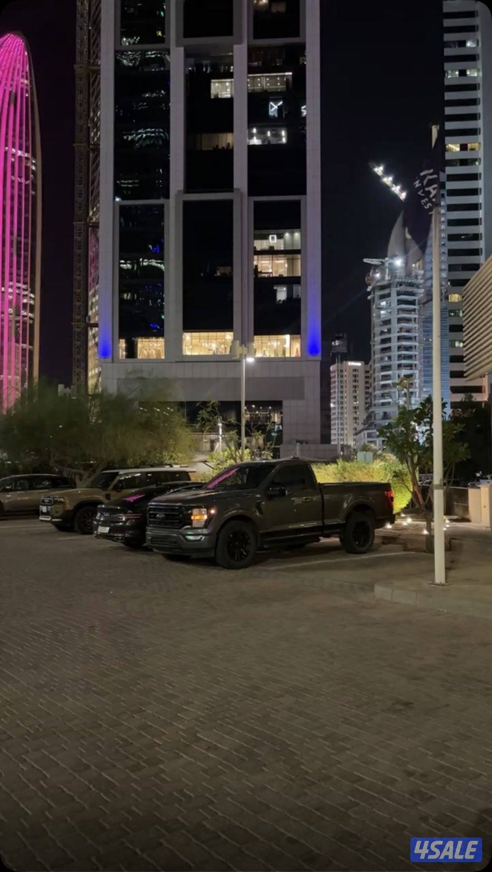 وانيت f-150 غماره اللون smok سلفر موديل ٢٠٢١ الفئه سبورت7