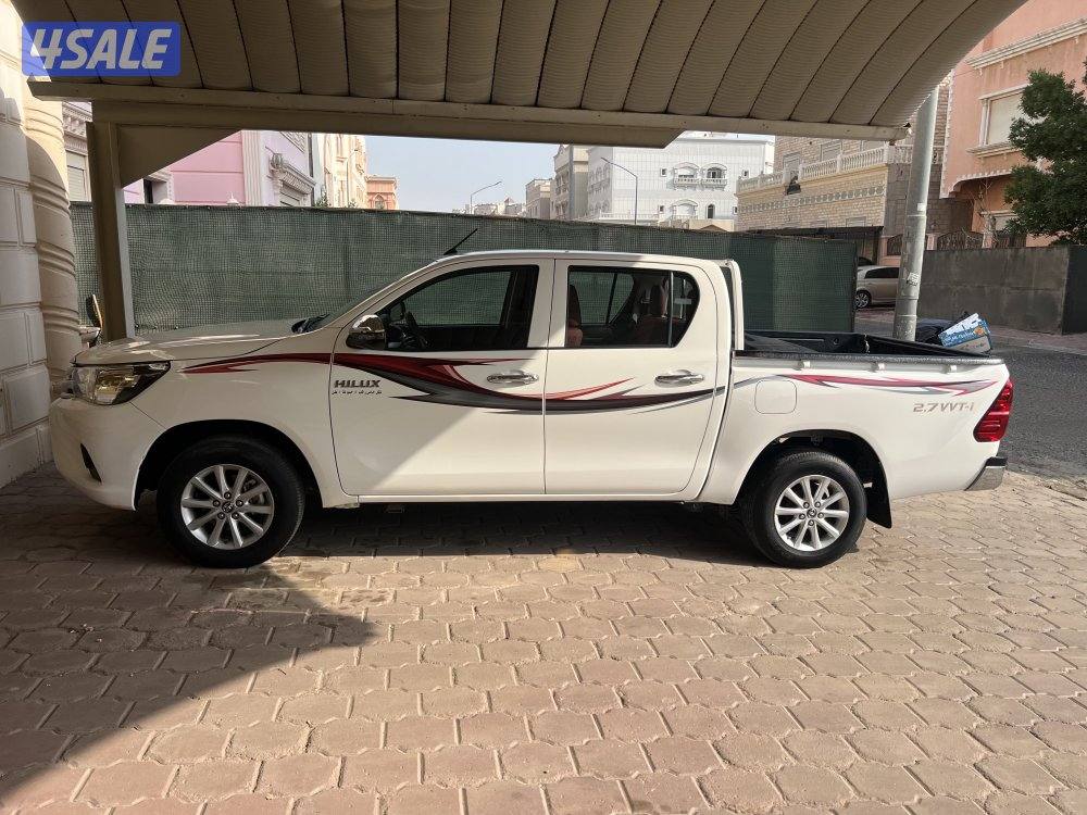 هايلكس موديل 2023  ماشي 196