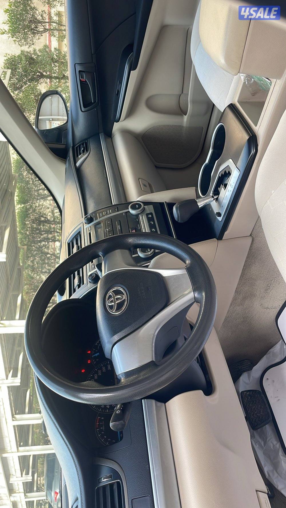 للبيع كامري 20143