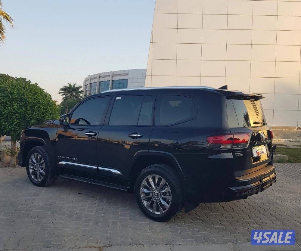 للبيع لاندكروزر موديل 2023 العداد 69 صبغ وكالة تحت الكفالة3