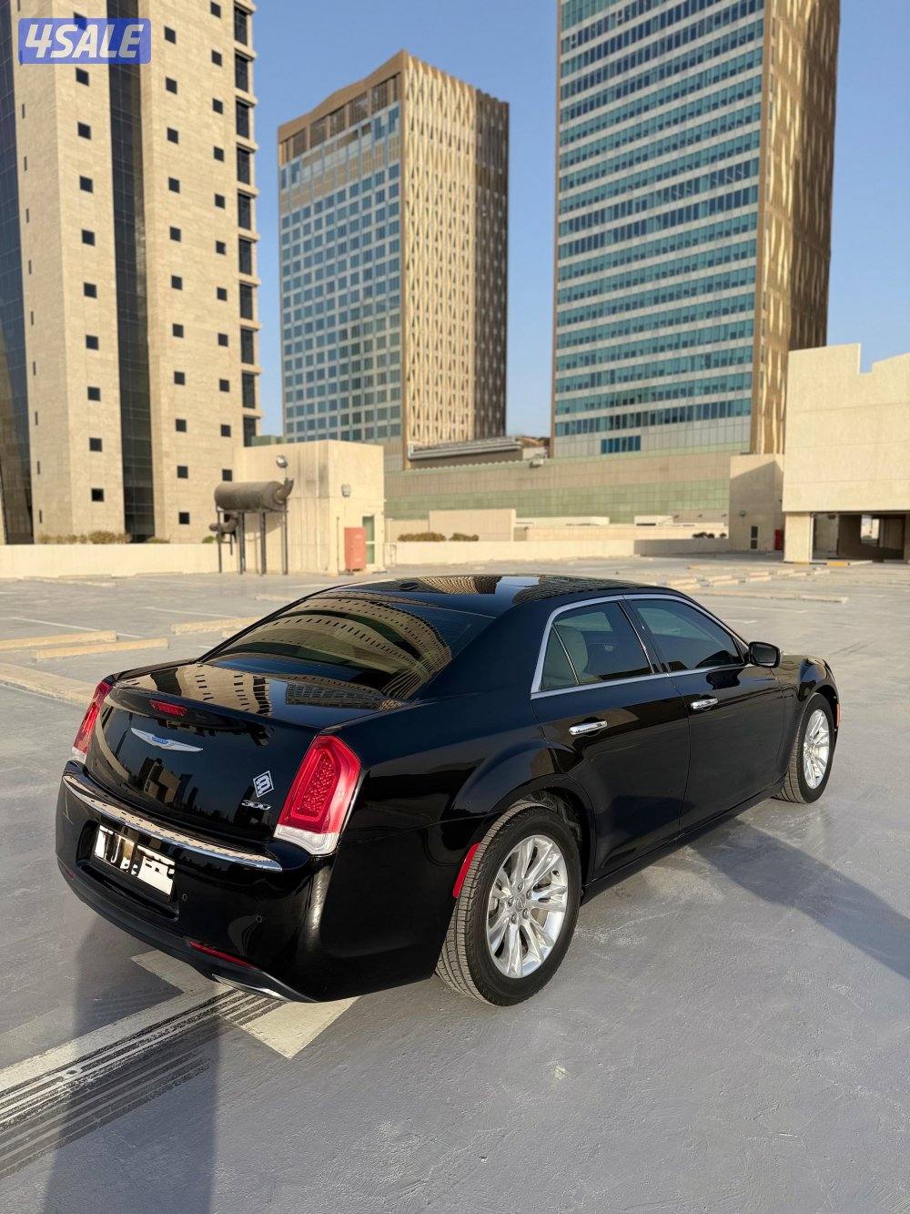 للبيع كرايزلر 20192