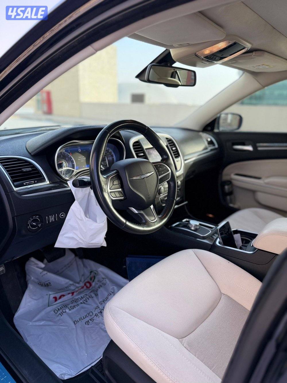 للبيع كرايزلر 20196