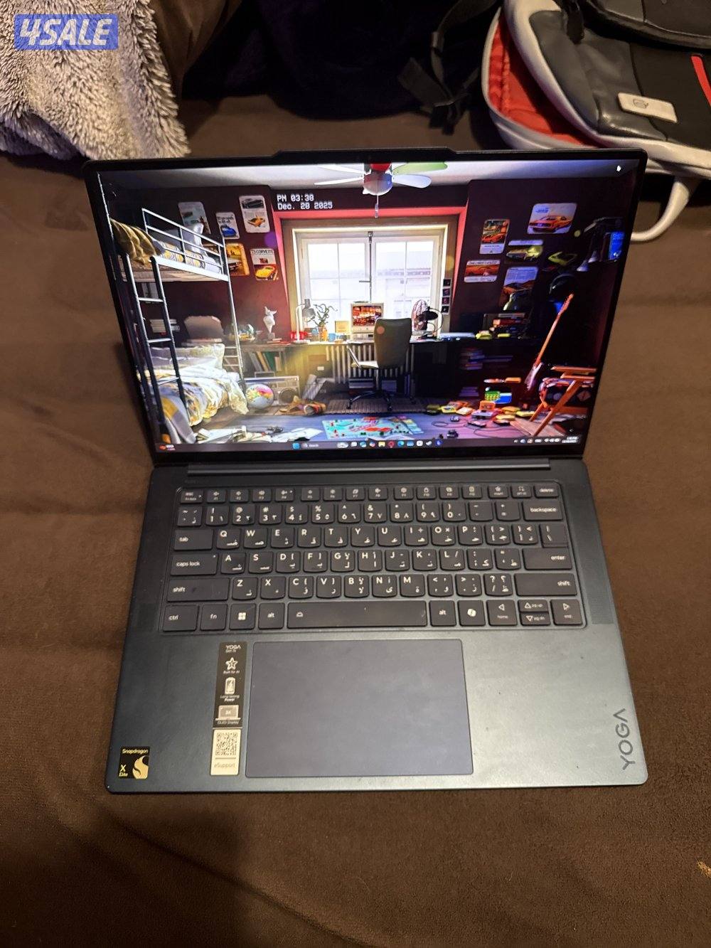 Lenova - Yoga laptop1