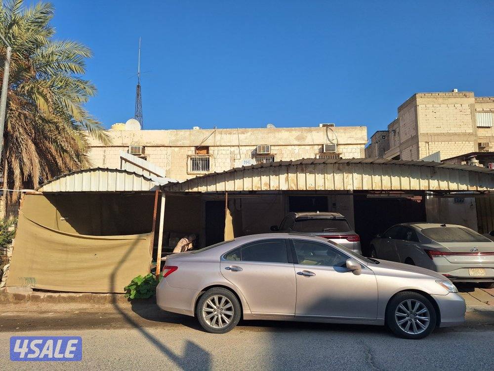 للبيع بالرقه قطعه ١ بيت شارع واحد0