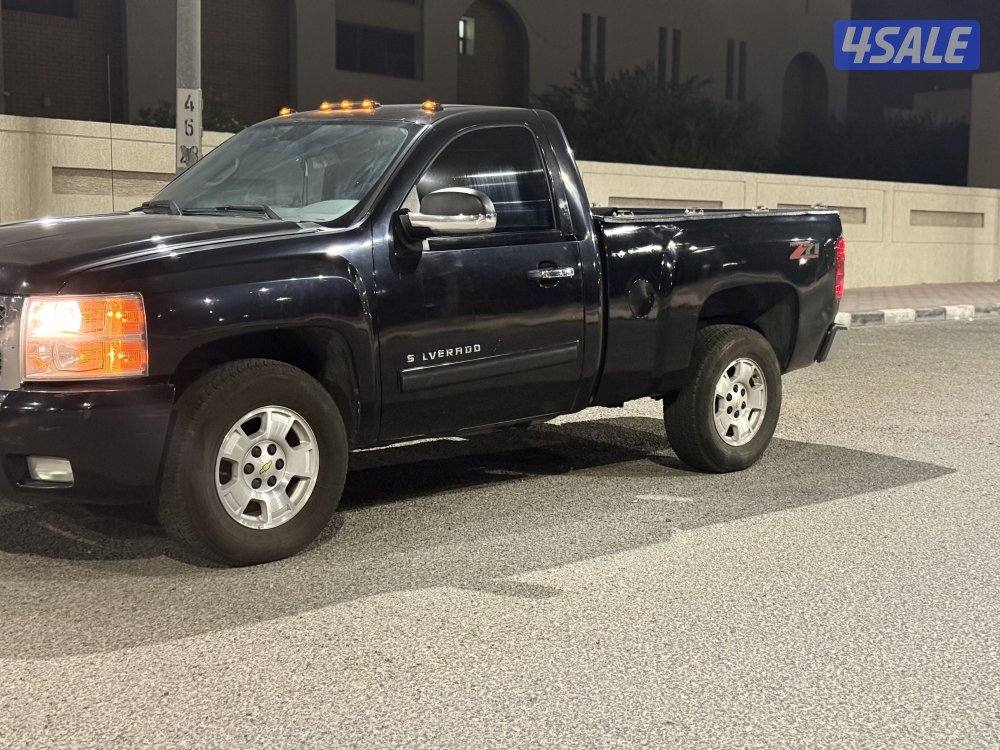 للبيع سلفرادو 20132