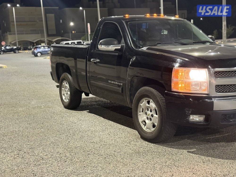 للبيع سلفرادو 20134