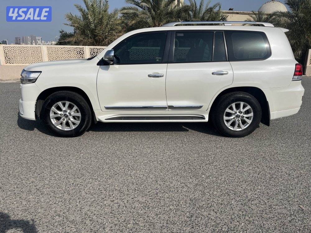 للبيع LAND CRUISER GX.R موديل  20162