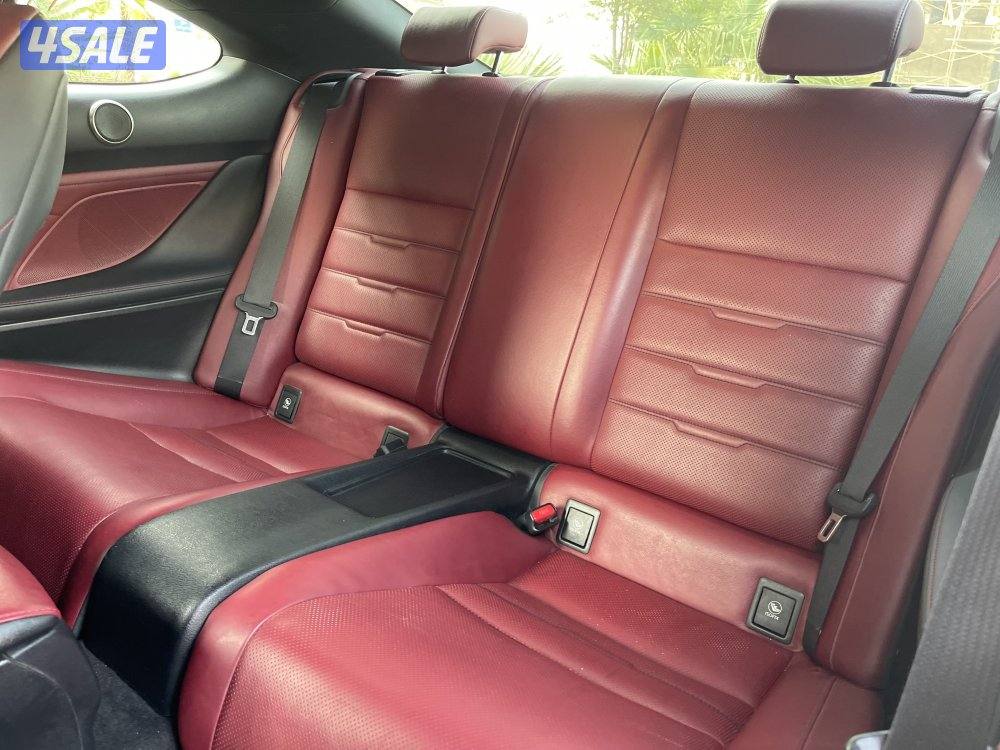 لكزس RC350 F sport موديل 20176