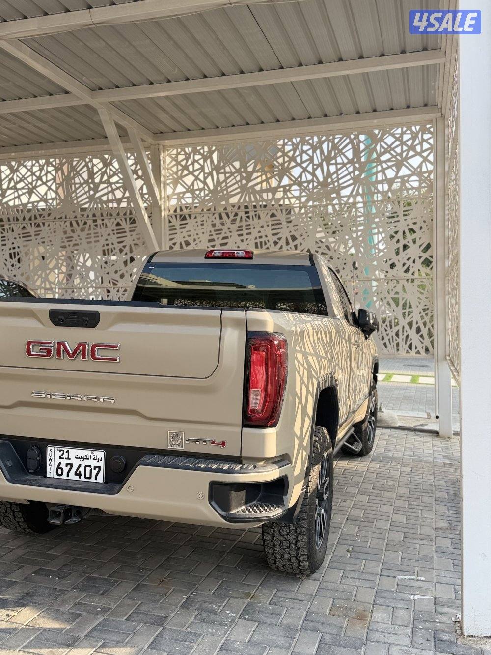 للبيع سييرا AT43