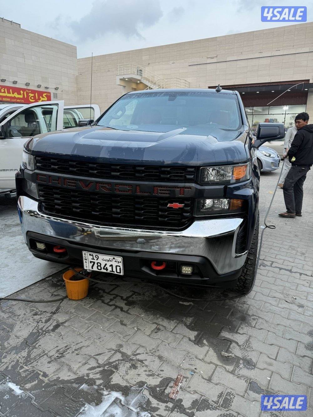 للبيع وانيت سلفرادو 70 عام0