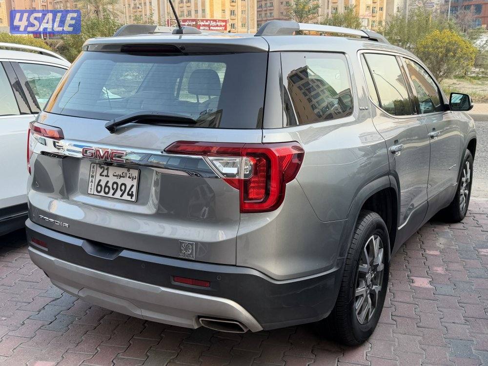 جي ام سي اكاديا SLEموديل 2023 ماشي 56 بهبهاني تحت الكفاله7