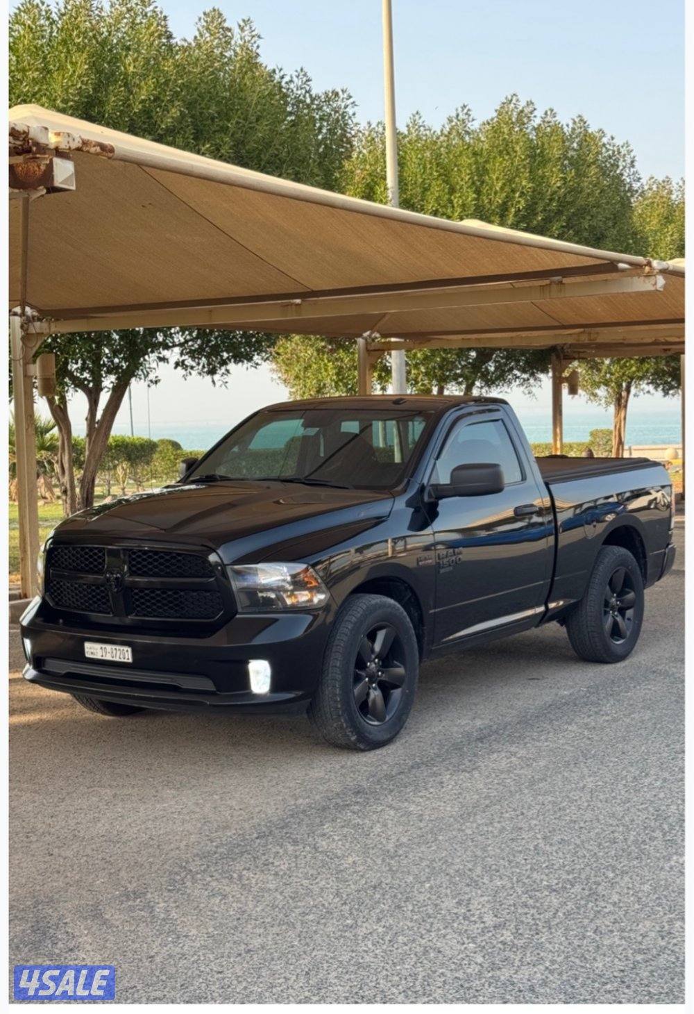 للبيع وانيت RAM 2021 Blacktopاعلى فئه قماره0