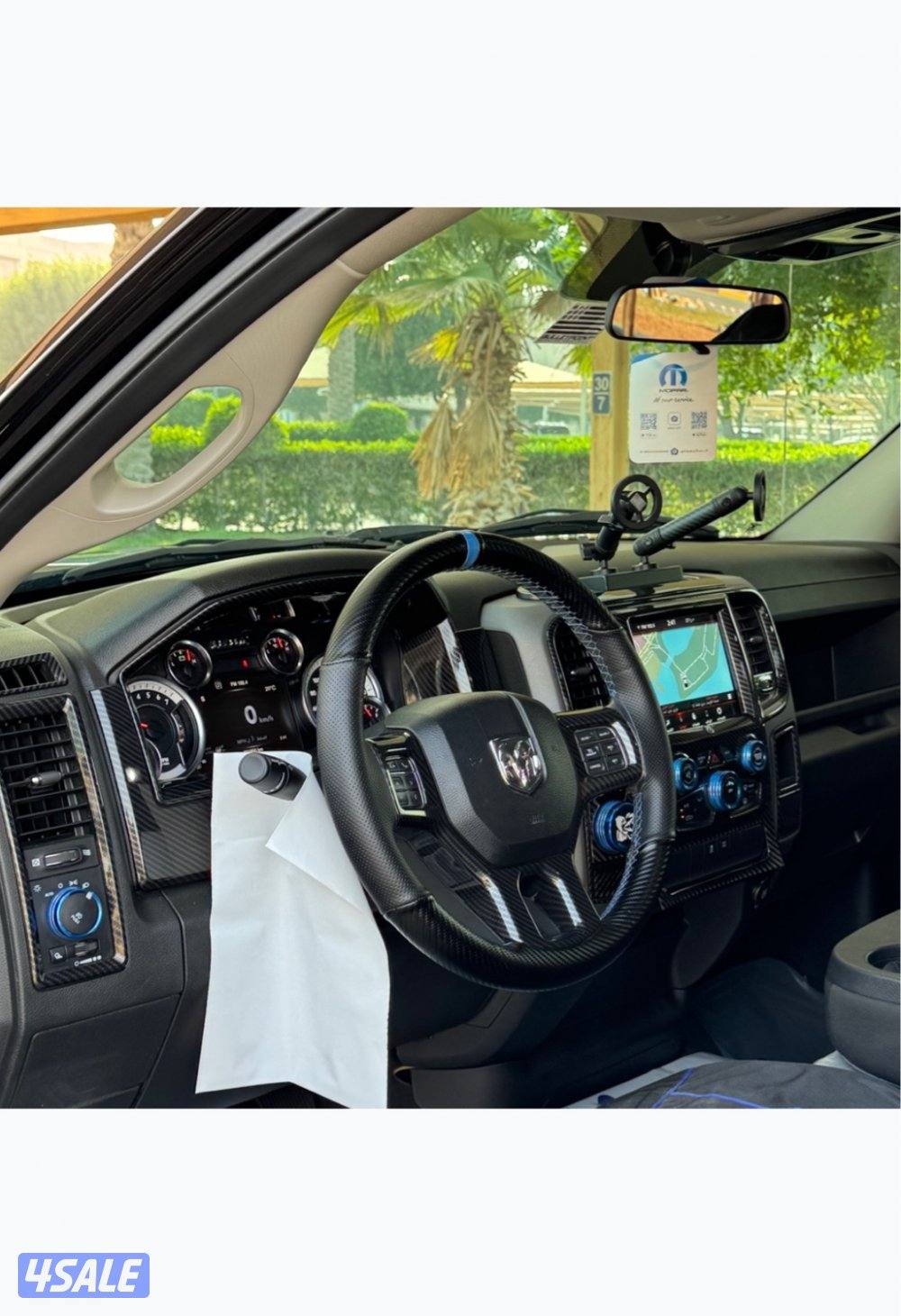 للبيع وانيت RAM 2021 Blacktopاعلى فئه قماره4