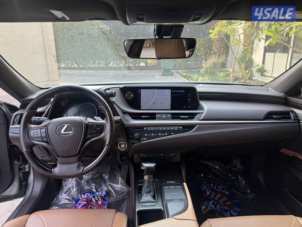 🔴2019 LEXUS ES250 بحالة ممتازة 🔴8