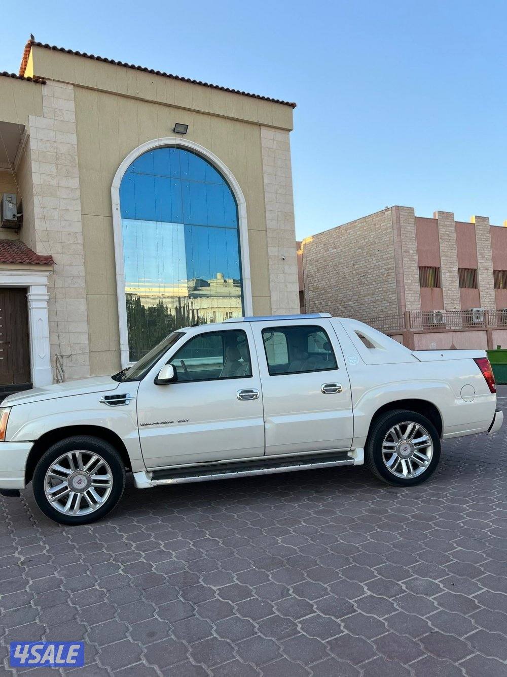 للبيع وانيت كاديلاك5