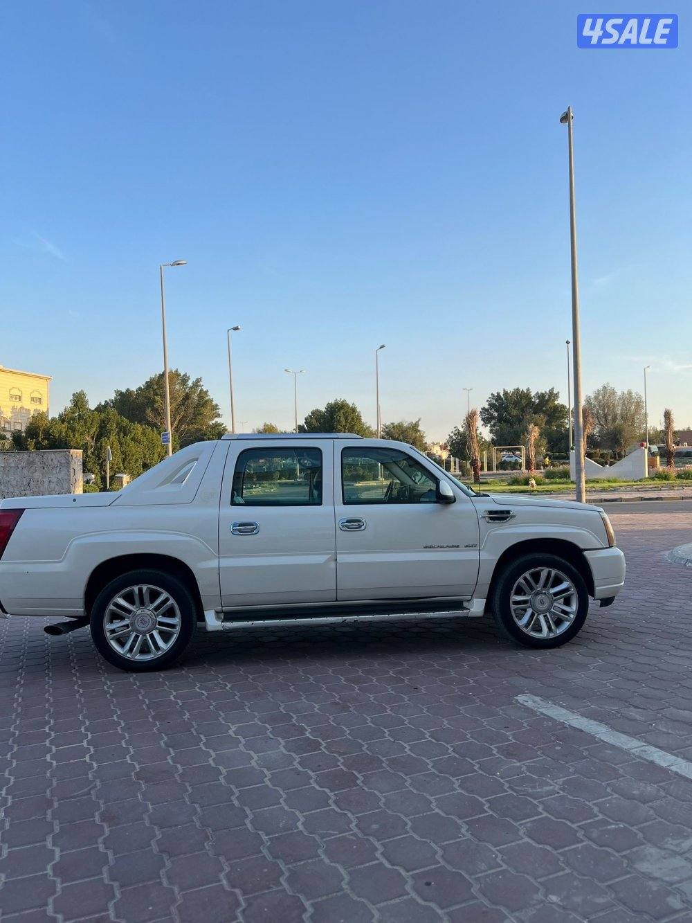 للبيع وانيت كاديلاك6