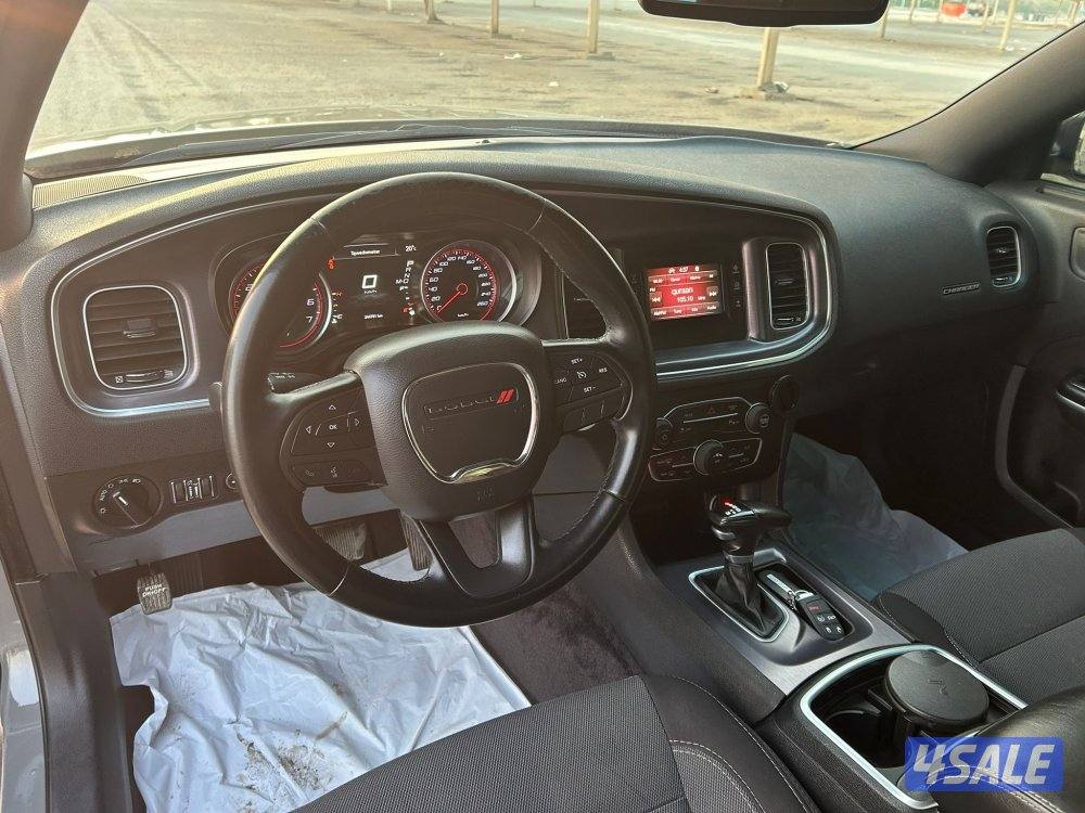 شارجر - موديل 2017 - شرط الفحص بالكامل - صبغ الوكالة - 6 سلندر7