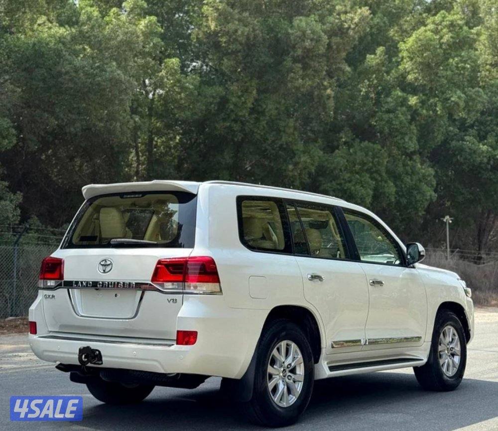 لاندكروزرGXR 2016 وكاله البحرين تصدير إلى الكويت اقرأ الأعلان جيداً4