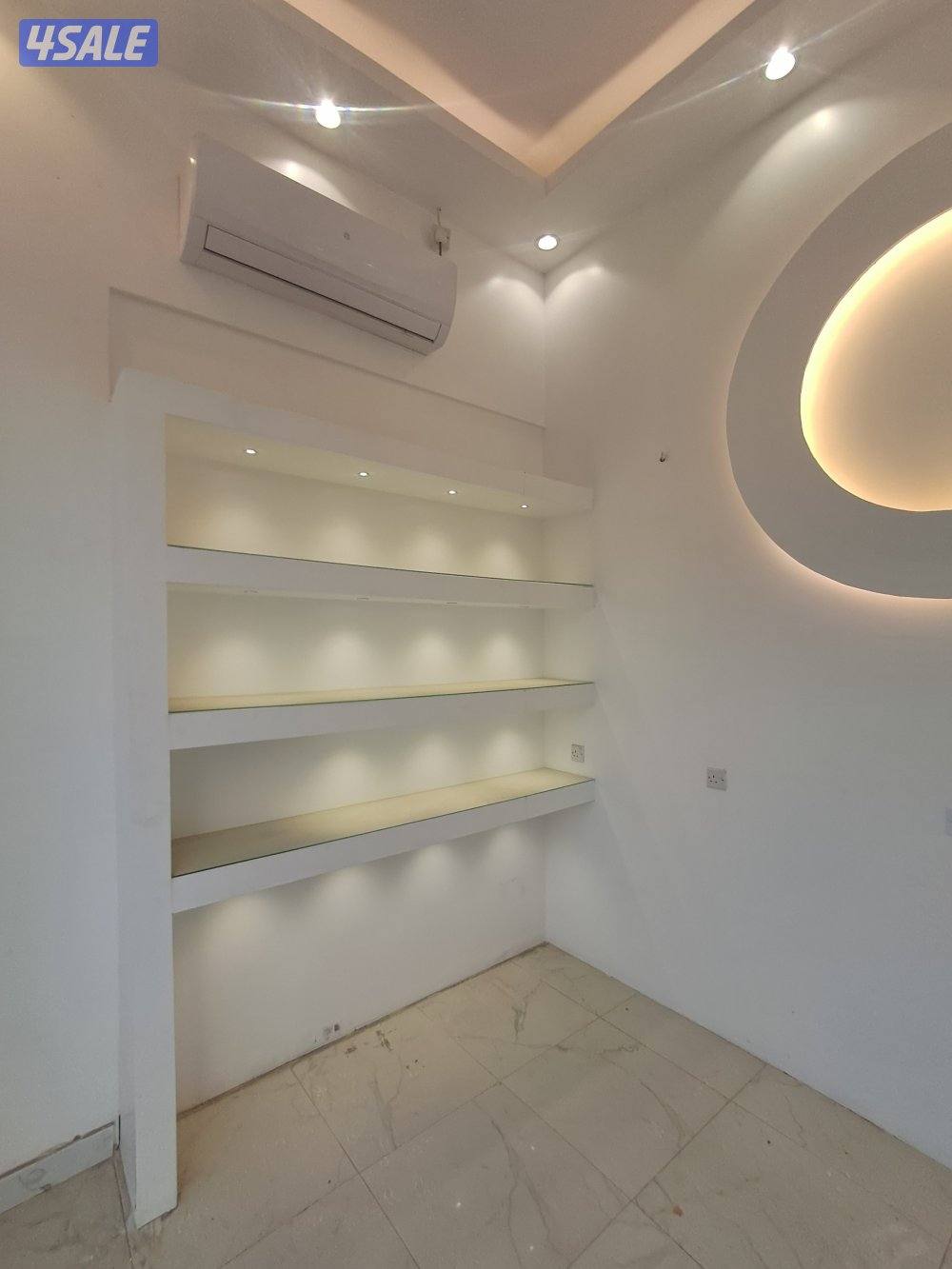 محل للايجار4