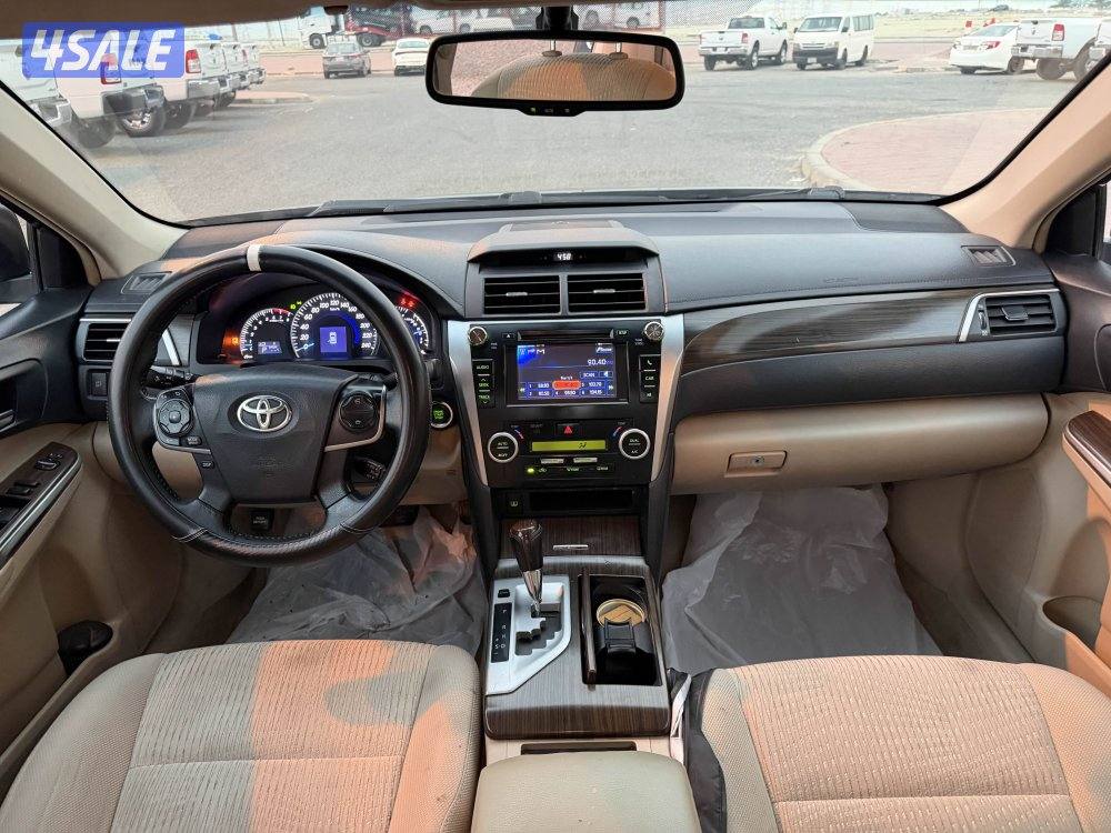 تويوتا اوريون 2015 بحاله ممتازه6