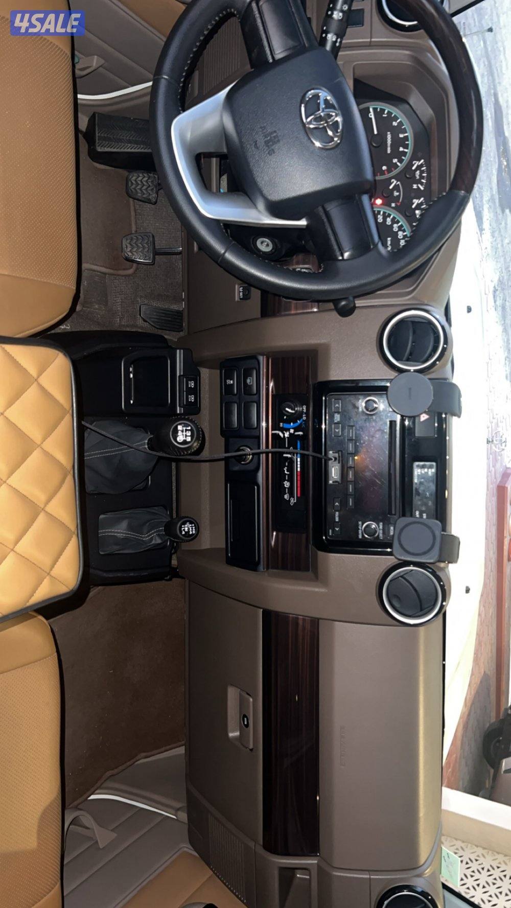 تويوتا لاندكروزر فئة 70 موديل20232