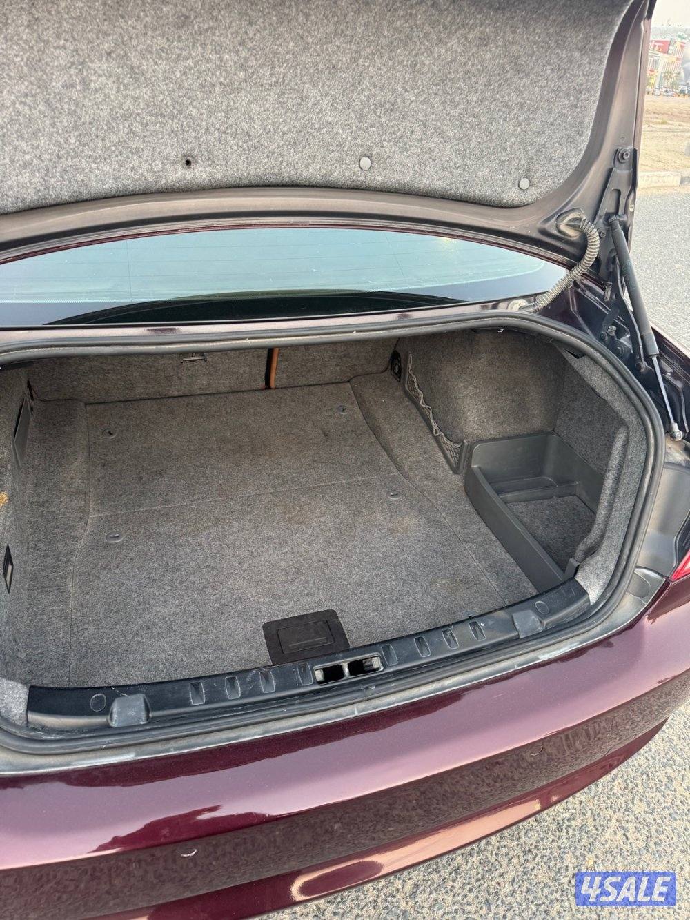 للبيع بي ام5