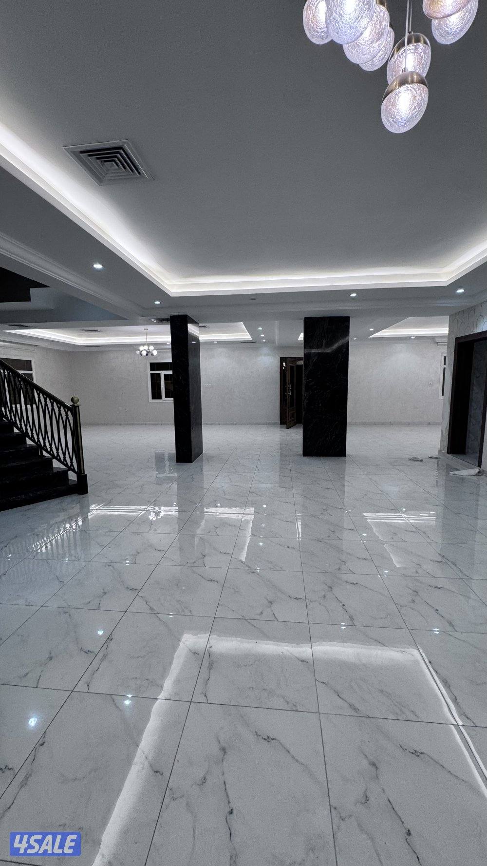 للإيجار قسيمه صباح الاحمد دور ام الهيمان  شقق جميع المنطقة العاشره5