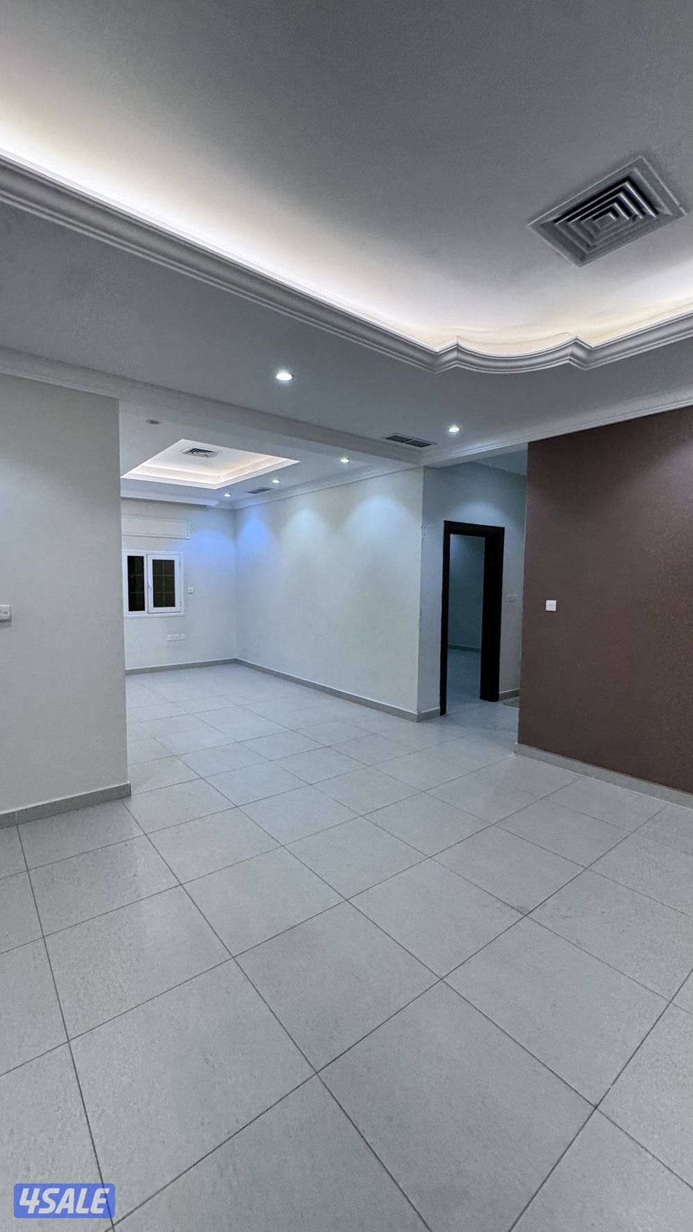 للإيجار قسيمه صباح الاحمد دور ام الهيمان  شقق جميع المنطقة العاشره7