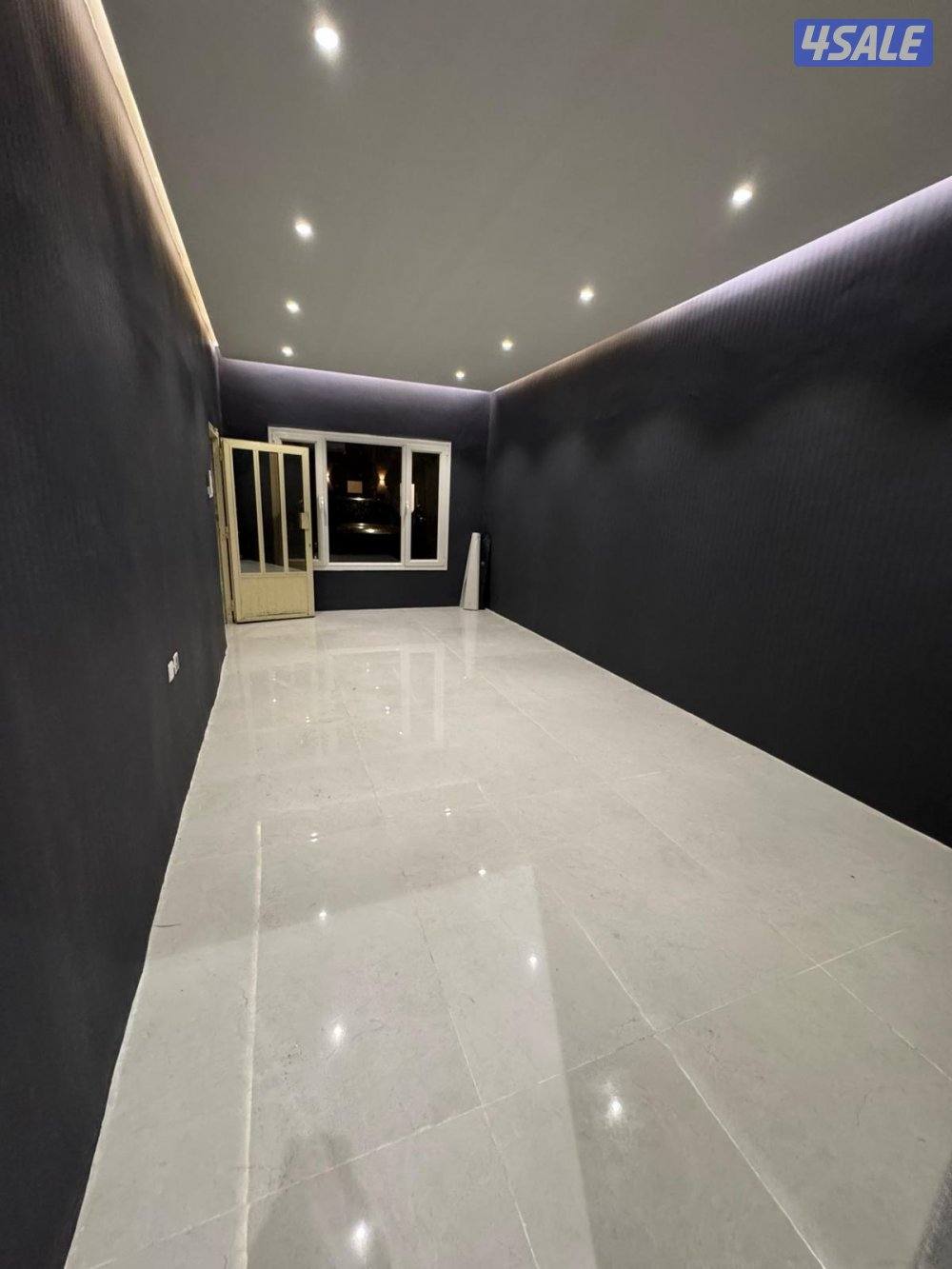 للإيجار قسيمه صباح الاحمد دور ام الهيمان  شقق جميع المنطقة العاشره12