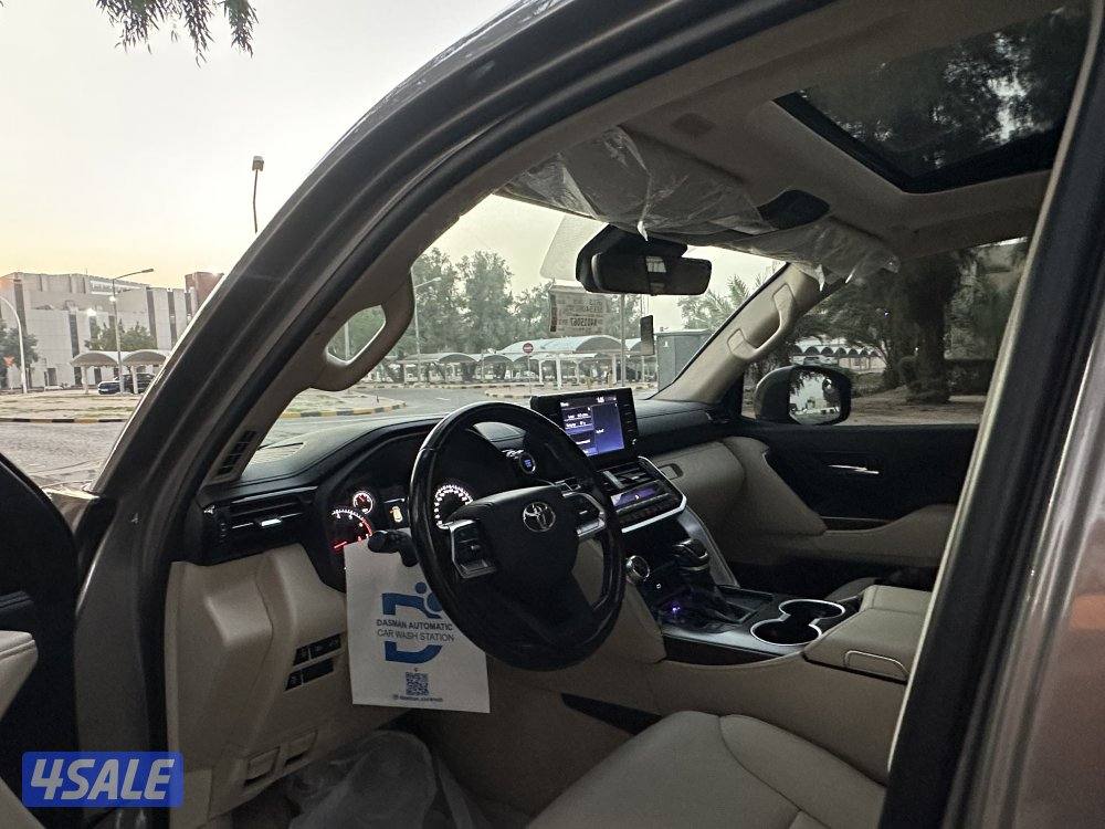 لاند كروزر الساير AERO)S / شرط الفحص بالكامل وصبغ الوكاله8