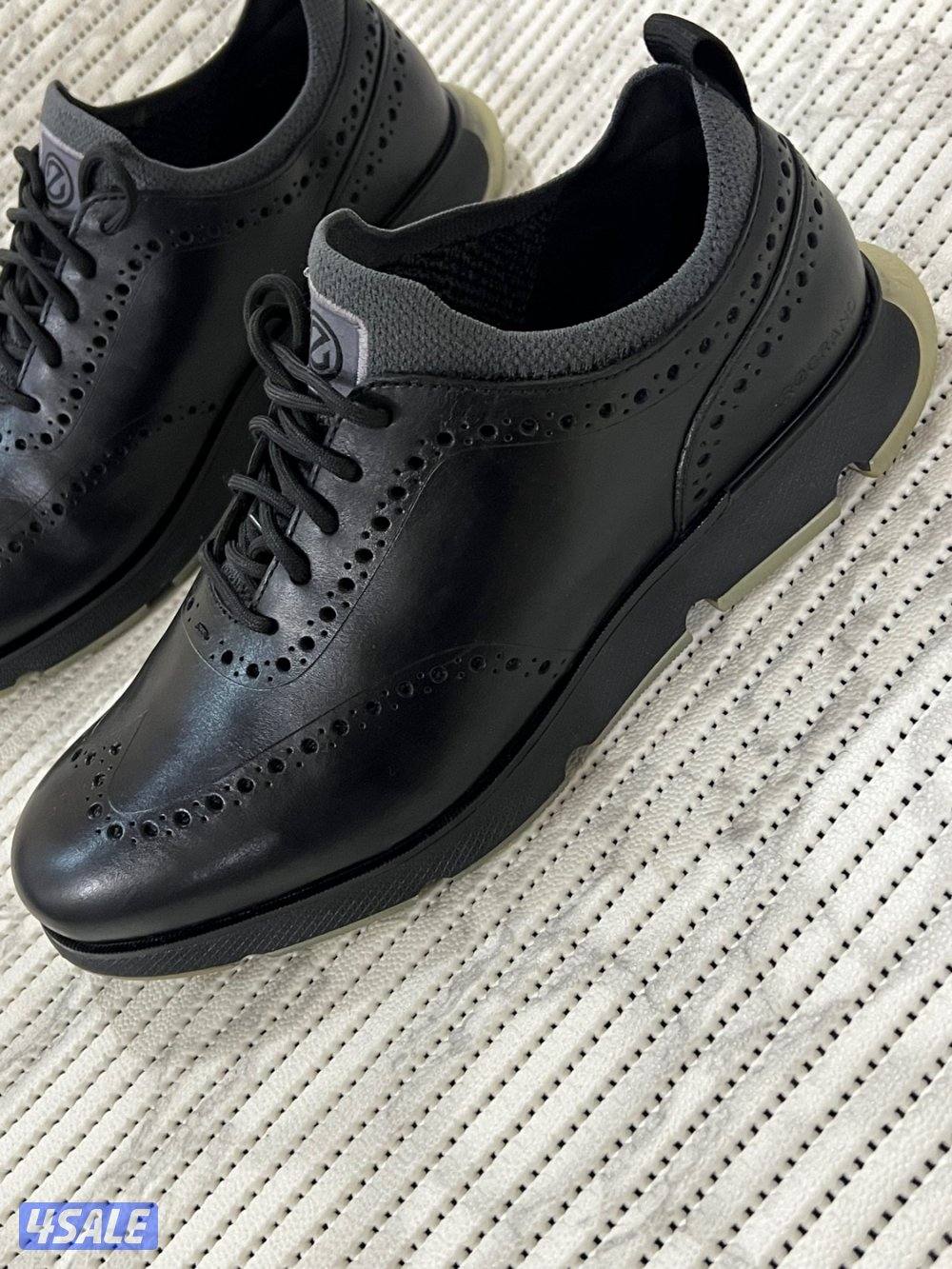 جوتي كول هان اصلي مقاس ٤٣ لبسه0