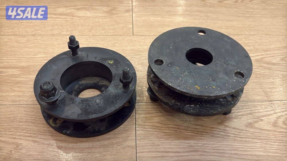 رفعة صدر تركب فوق المعاون قياسها 2 انش الا شوي
 استعمال تقريبا شهر على0